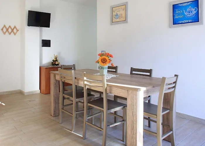 Apartamento Golf Von Orosei - By Interhome *