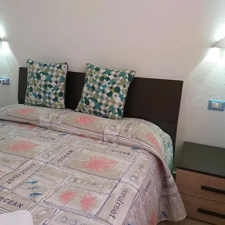 Golf Von Orosei - By Interhome *